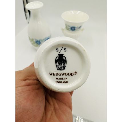 Wedgwood Vases Urn Bud Clementine Bone China Mini Set Vintage England Porcelain