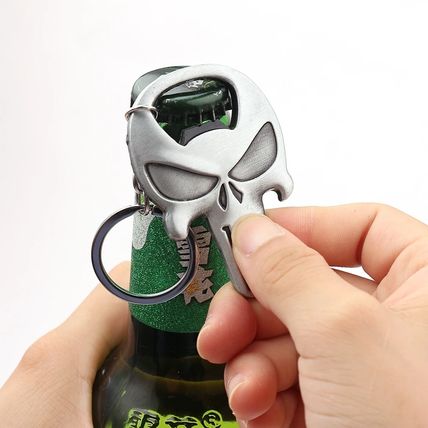 Vintage Skull Keychain Bottle Opener Metal Pendant Car Backpack Key Holder Gift