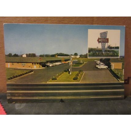 CLOVER MOTEL, PENNA TURNPIKE, PENNSYLVANIA, USA unused vintage postcard