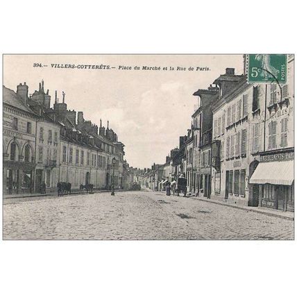 02 - VILLERS-COTTERETS - place du marché et la rue de paris