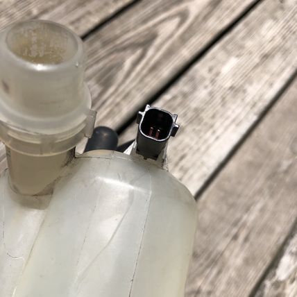 Land Range Rover LR2 Evoque LR024296 Expansion Tank Coolant Overflow Bottle 2.0L