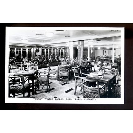 LS3923 - Cunard Liner - Queen Elizabeth - Tourist Winter Garden - postcard
