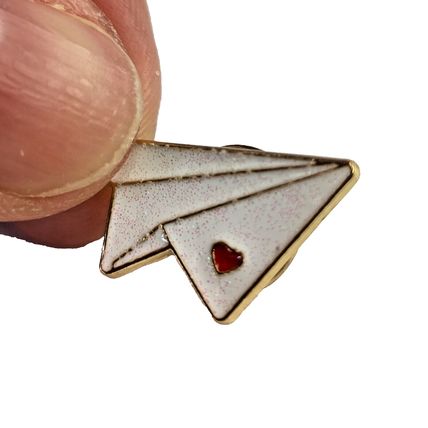 Paper Plane Enamel Pin Badge Cartoon Style Lapel 1.8 cm X 2.2 cm Comic BA159
