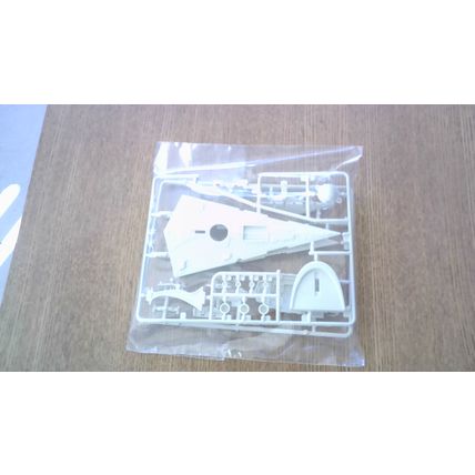 STAR WARS: IMPERIAL STAR DESTROYER Model Kit: 1:12300 (Revell) New & Sealed