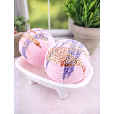 Love Potion bath bomb[ ]