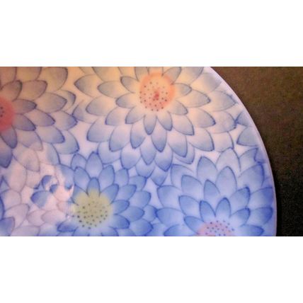 Pretty Little Floral Design Blue and White Pin/Trinket/Sauce Dish. ( B ) #SB18