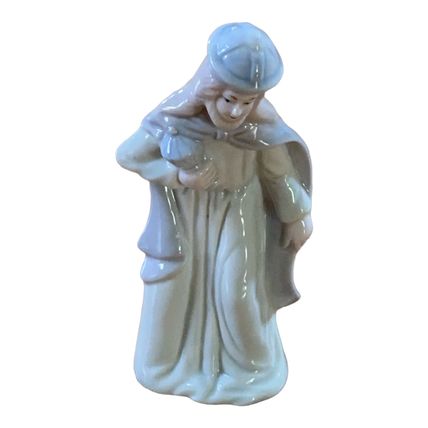 10 Piece Porcelain Nativity Beautifully Handpainted Underglazed Finish Pre-owned