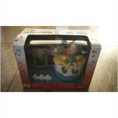 FROG - WOODEN WINDING MUSIC BOX