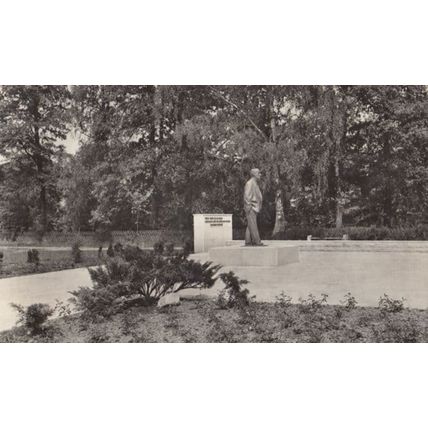 Johannes Becher Denkmal Statue Bad Sarrow Pleskow Monument German RPC Postcard