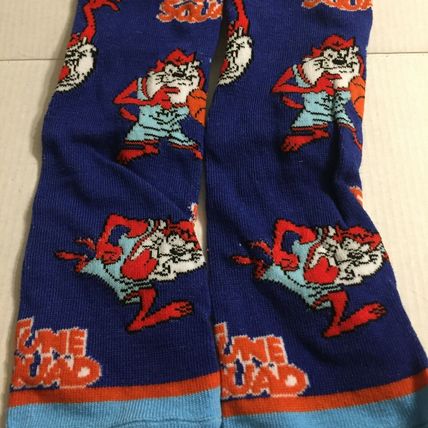 NEW Space Jam Crew Socks Men Shoe Size 8-12 - Tazmanian Devil