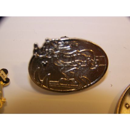 DISNEYLAND PINS AND 45 YEAR COIN GOOFY MICKEY NEW ORLEANS SQUARE