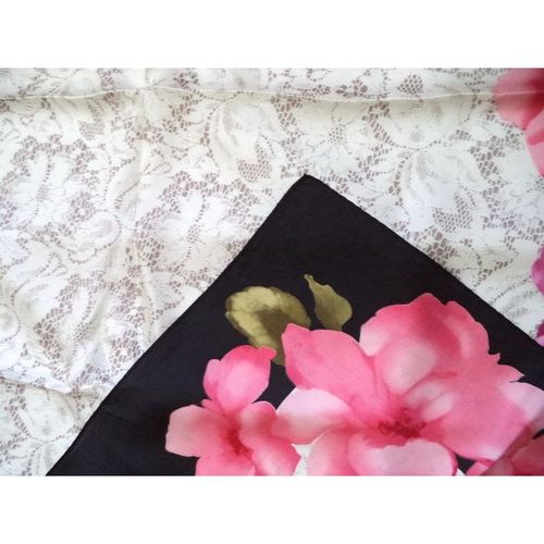 Vittadini Rare XL Silk Floral & Lace Jeweled Dramatic Mint vintage Scarf Shawl A