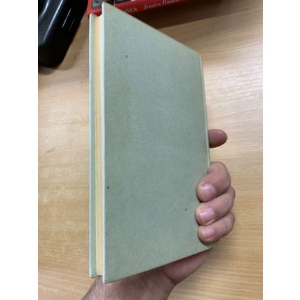 1957 "PICTURE A COUNTRY VICARAGE" ANTHONY BRODE HARDBACK BOOK (P3)