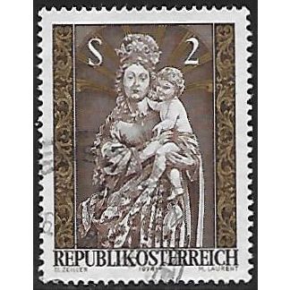 Austria Mi 1472: The Virgin Mary and Child (artist unknown).