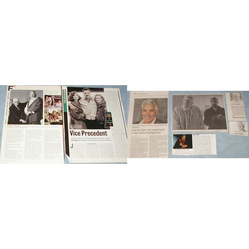 DENNIS FARINA Clippings