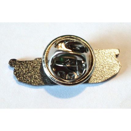 Challenger Tank British Army Military Battle Tank Metal Enamel Badge Lapel Pin