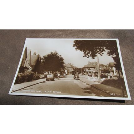 Real photo Postcard - Old cars @ Cooden Sea Road, Little Common - Bexhill on sea