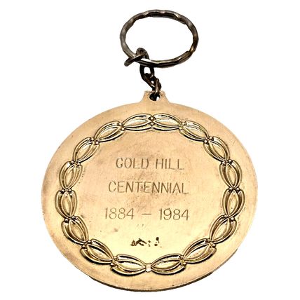 Gold Hill Centennial 1884-1984 Gold-Tone Metal Award USA Flag Keychain Fob Vtg