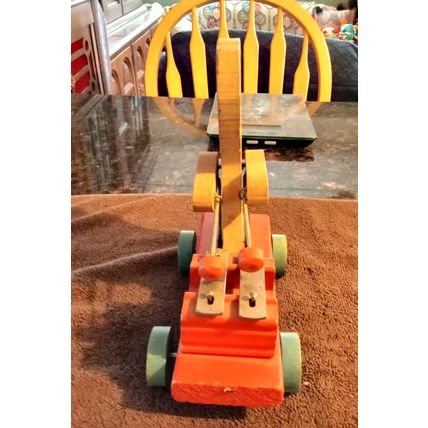 Old Vintage Original Fisher Price Merry Mutt #473 8 1/4" Tall Working 1949