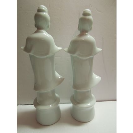Vintage Pair of Asian Chinese Japanese Porcelain Figurine Statues of Woman