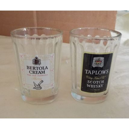 12 x Vintage Shot Glasses (11 x single & 1 x treble)