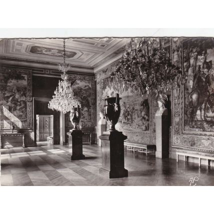 Galerie des Fastes Palais Fontainebeleau France Real Photo Postcard unused VGC