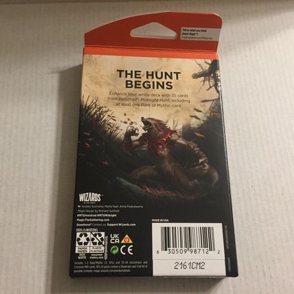 New Magic the Gathering Innistrad Midnight Hunt White Theme Booster - 35 Cards