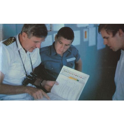 HMS Canberra Senior Naval Officer Ship Briefing Falklands War Postcard