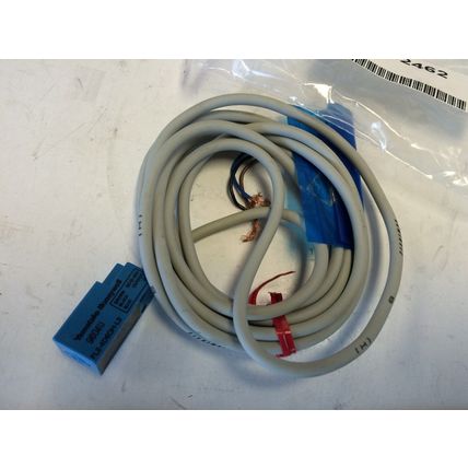 NEW YAMATAKE HONEYWELL 9604U FL2-4D6QH-L2,5688-02462,DG