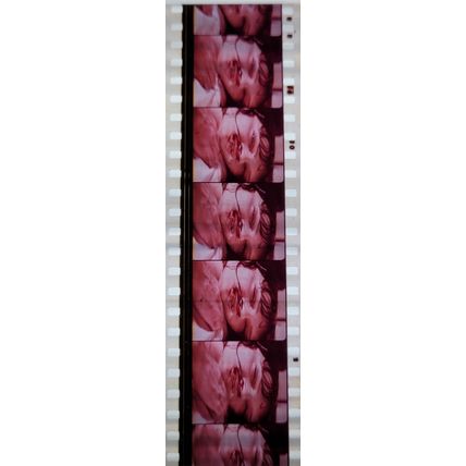 Pulp Fiction. Pk VXM - A011k . 1 STRIP OF 5 - 35MM FILM CELLS PK VXM