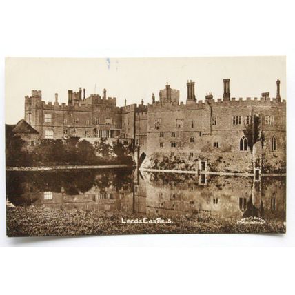 vintage postcard Leeds Castle