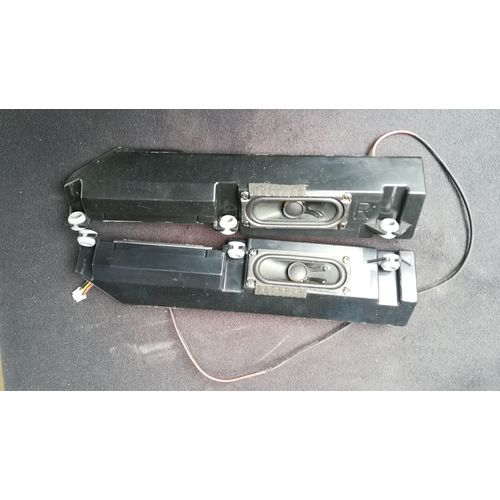 Samsung LE40M87BD speaker set. BN96-04771A / 22095