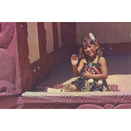 Rotorua Girl Who Sang To Queen Elizabeth II New Zealand Postcard