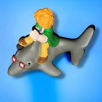 1990 Burger King Kids Club Water Mates Red Head Boy With Glasses Dolphin IQ BOY