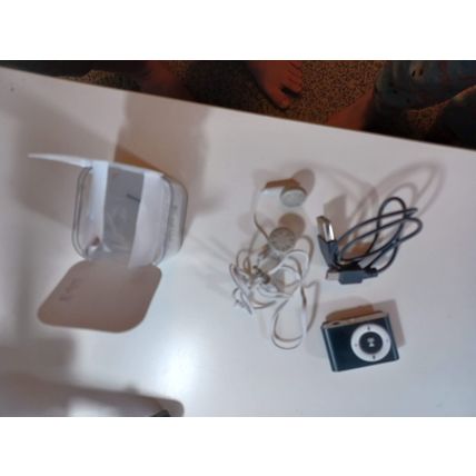 MP3 Player Multimedia Music USB Flash Disk Blue Headphones Charger Mini Bundle