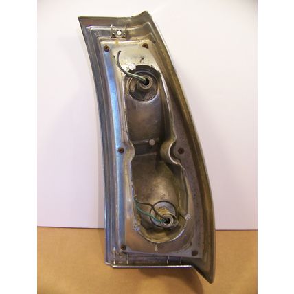 1977 DODGE ROYAL MONACO STATION WAGON LH TAILLIGHT LENS & HOUSING OEM 76 75