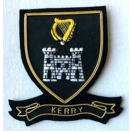 HAND EMBROIDERED IRISH COUNTY - KERRY - COLLECTORS HERITAGE ITEM TO BUY CP MADE