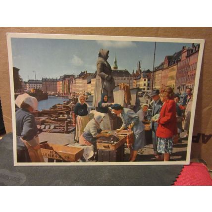 FISH MARKET, COPENHAGEN, DENMARK ..unused postcard. =