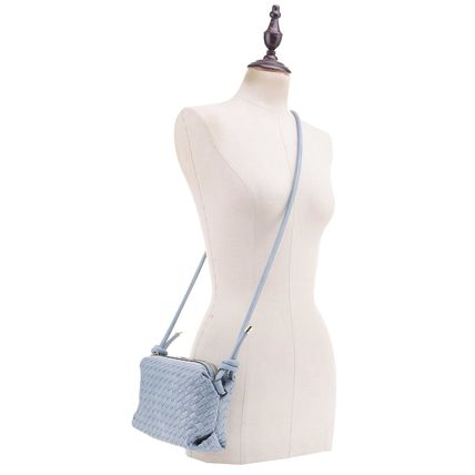 Braid Texture Zipper Crossbody Bag