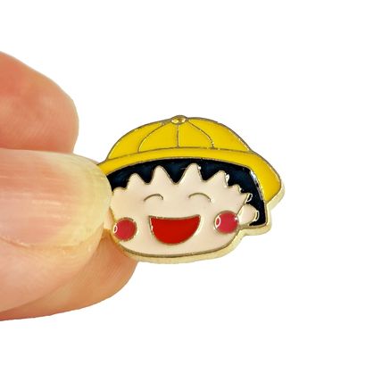 Happy Face Pin Badge Enamelled Yellow Cap Metal 2.1cm x 1.6cm Comic Style BA150