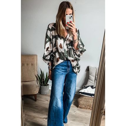 Four Leaf Clover Abstract Floral Print Puff Sleeve Half Button Blouse