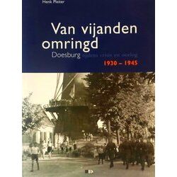 Van Vijanden Omringd