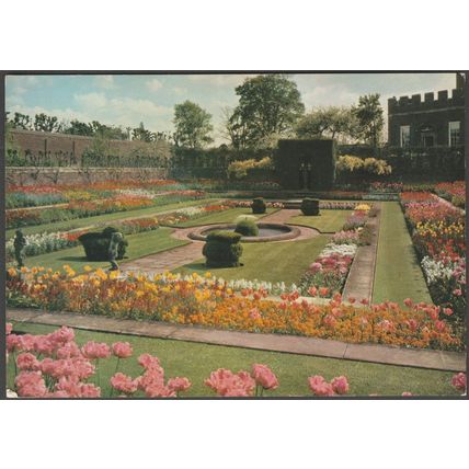 The Pond Garden, Hampton Court Palace, Middlesex, c.1960s - MPBW Postcard