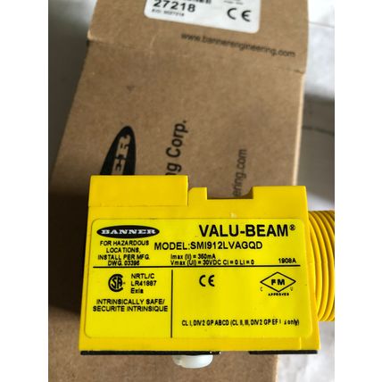 NEW BANNER SMI912LVAGQD,SM1912LVAGQD PHOTOELECTRIC SENSOR,CV
