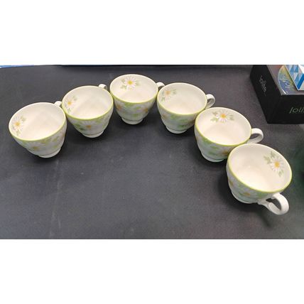 6 Rare Mint Mikasa Country Classics Yellow Daisy Flower Panorama Coffee Tea Cups