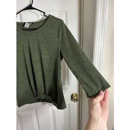 Corvia Sz Medium M Sweater/Blouse Green 3/4 Sleeve Shirt W/Knotted Front Design