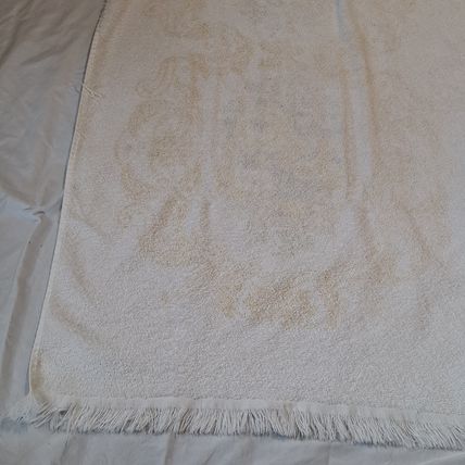 Vintage FLORAL BATH TOWEL Yellow Flowers Cannon? 43" x 24 1/2"