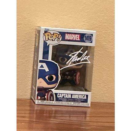 Funko Pop! Captain America #1419 Facsimile Laser Autographed (Box & Protector)