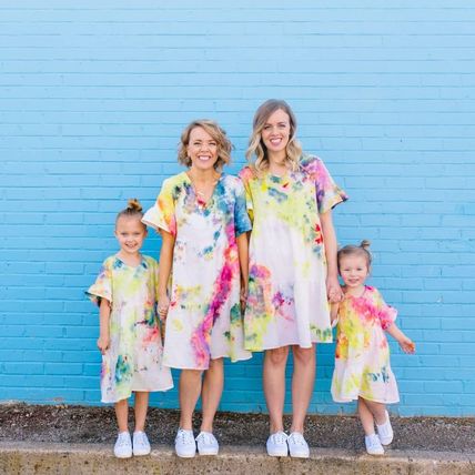 Tulip One-Step Tie Dye Ultimate Summer Bundle, Classroom Pack, Tie Dye Party Sup