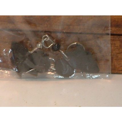 New Women’s Small Black African Shape Earrings
